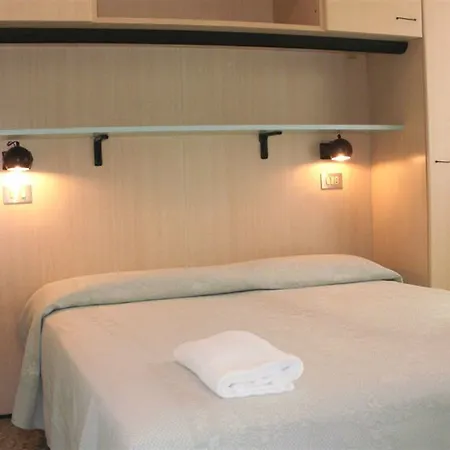 Rubino Hotel 2*